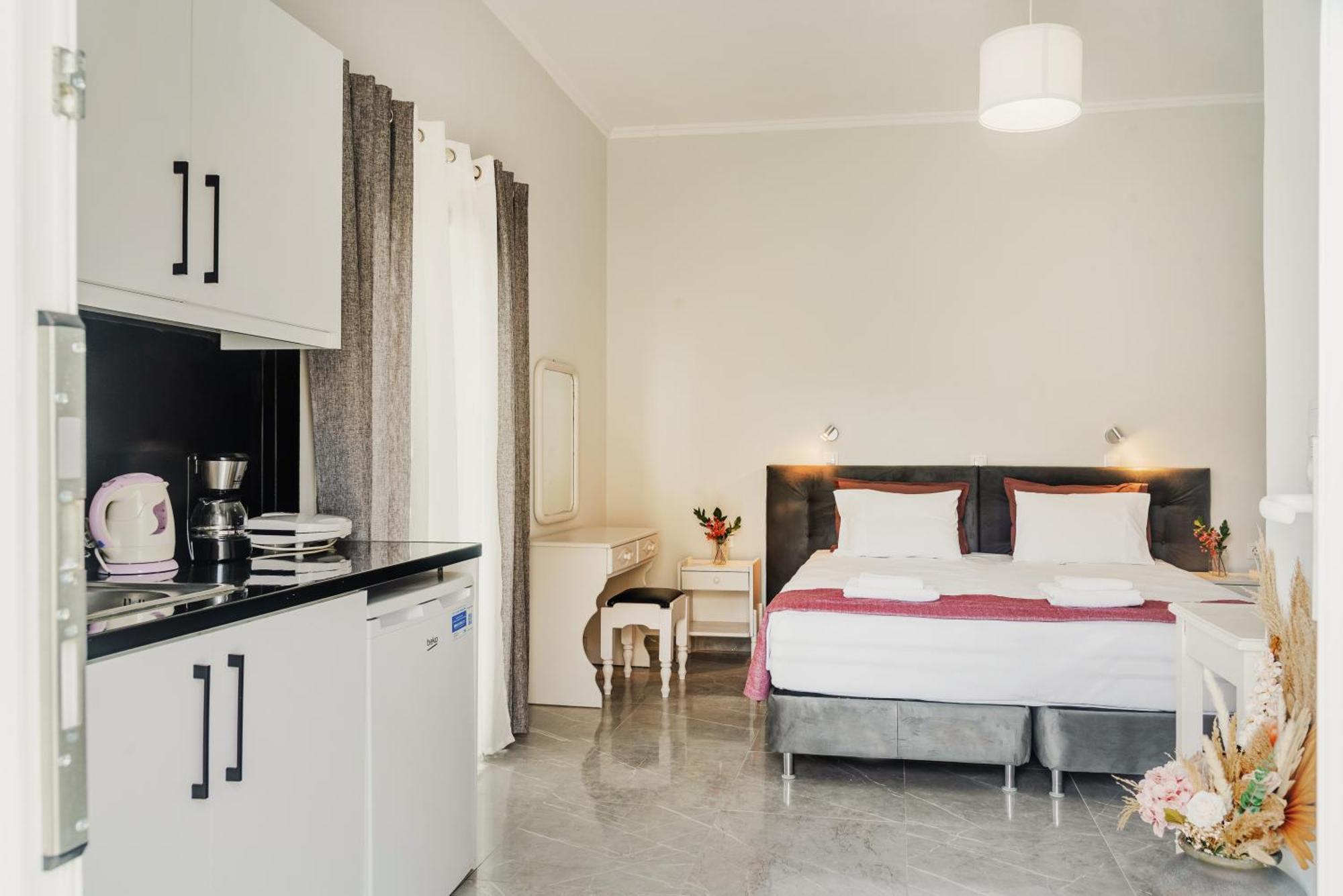 Kates apartments Kavos Bagian luar foto