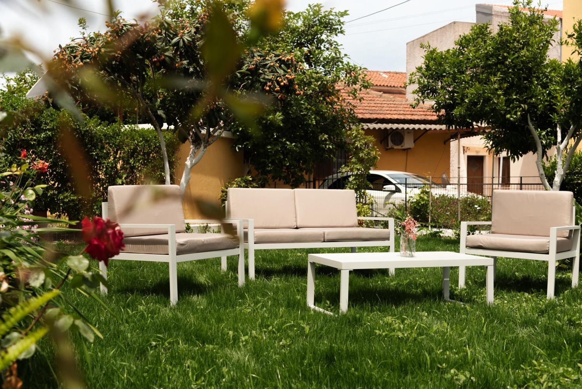 Kates apartments Kavos Bagian luar foto